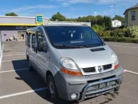 Gebraucht Renault Trafic 101 PS (74 kW) 2004 Silber Van / Kleinbus