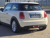 Gebraucht Mini Cooper 136 PS (100 kW) 2015 Weiß Kleinwagen