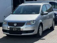 Gebraucht VW Touran Trendline 140 PS (102 kW) 2009 Silber Van / Kleinbus