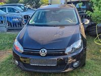 Gebraucht VW Golf VII Match 105 PS (77 kW) 2012 Deep black perleffekt Kombi