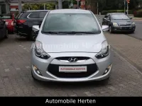 Gebraucht Hyundai ix20 Edition 125 PS (91 kW) 2014 Silber Kleinwagen