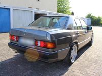 Gebraucht Mercedes 190 118 PS (86 kW) 1989 Grau Limousine