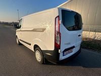 Gebraucht Ford Transit Custom 105 PS (77 kW) 2018 Weiß Van / Kleinbus