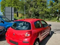 Gebraucht Renault Clio II Expression 75 PS (55 kW) 2006 Rot Kleinwagen