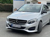 Gebraucht Mercedes B160 90 PS (66 kW) 2017 Silber Van / Kleinbus