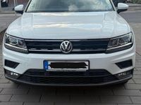 Gebraucht VW Tiguan Comfortline 150 PS (110 kW) 2018 Weiß SUV