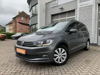Gebraucht VW Touran 116 PS (85 kW) 2018 Grau Van / Kleinbus