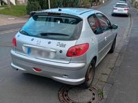 Gebraucht Peugeot 206 115 PS (84 kW) 2004 Silber Kleinwagen