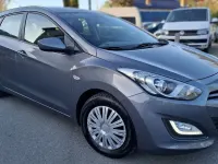 Gebraucht Hyundai i30 Style 135 PS (99 kW) 2015 Grau Kombi