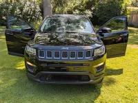 Gebraucht Jeep Compass Sport 120 PS (88 kW) 2018 Schwarz SUV