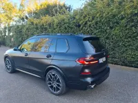 Gebraucht BMW X7 M Sport 352 PS (258 kW) 2025 Schwarz SUV