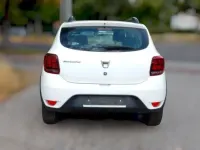 Gebraucht Dacia Sandero Essentiel 73 PS (53 kW) 2019 Weiß Limousine