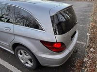 Gebraucht Mercedes R320 224 PS (164 kW) 2006 Silber Van / Kleinbus