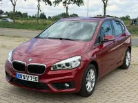 Gebraucht BMW 218 Advantage 136 PS (100 kW) 2017 Flamen rot brillanteffekt met Van / Kleinbus