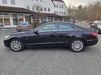 Gebraucht Mercedes E200 Avantgarde 184 PS (135 kW) 2011 Schwarz Coupé