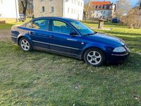 Gebraucht VW Passat 196 PS (144 kW) 2001 Blau Limousine