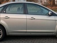 Gebraucht Ford Focus 145 PS (106 kW) 2010 Grau Limousine
