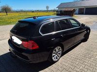 Gebraucht BMW 320 184 PS (135 kW) 2011 Schwarz Limousine