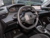 Gebraucht Peugeot 208 Active 101 PS (74 kW) 2024 Blau Kleinwagen