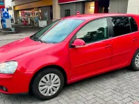Gebraucht VW Golf VI 102 PS (75 kW) 2008 Rot Kleinwagen