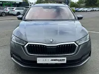 Gebraucht Skoda Octavia Tour 116 PS (85 kW) 2023 Graphite grey Kombi