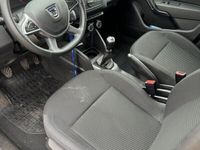 gebraucht Dacia Duster 1.6 SCe 115 4x2 Comfort Klima Tempomat