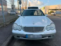 Gebraucht Mercedes C200 163 PS (119 kW) 2004 Silber Limousine