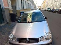 Gebraucht VW Polo Comfortline 54 PS (39 kW) 2004 Silber Limousine
