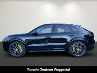 Gebraucht Porsche Cayenne Turbo E-Hybrid Coupe 740 PS (544 kW) 2024 Schwarz SUV