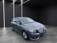Gebraucht Mercedes B180 122 PS (89 kW) 2013 Grau Kleinwagen