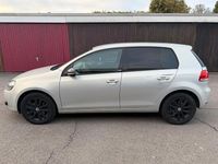 Gebraucht VW Golf VI Style 105 PS (77 kW) 2011 Silber Kleinwagen
