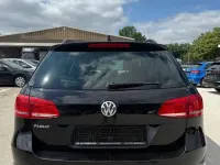 Gebraucht VW Passat 125 PS (91 kW) 2011 Schwarz Kombi