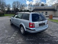 Gebraucht VW Passat 101 PS (74 kW) 2001 Silber Kombi