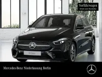 Gebraucht Mercedes B200 AMG 163 PS (119 kW) 2025 Kosmosschwarz Kleinwagen