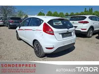Używany Ford Fiesta 82 KM (60 kW) 2012 Biały Hatchback