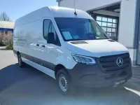 Gebraucht Mercedes Sprinter 190 PS (139 kW) 2026 Weiß Van