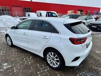 Gebraucht Kia Ceed Spirit 140 PS (102 kW) 2018 Weiß Kleinwagen