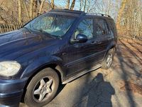 Gebraucht Mercedes ML320 218 PS (160 kW) 2000 Blau SUV