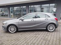 Gebraucht Mercedes A200 156 PS (114 kW) 2014 Grau Limousine
