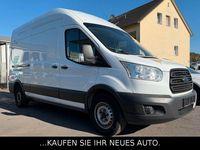 Second-hand Ford Transit 155 CP (114 kW) 2016 Alb Monovolum
