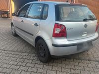 Gebraucht VW Polo 74 PS (54 kW) 2002 Grau Kleinwagen