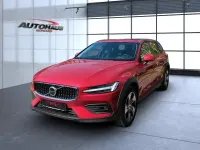 Gebraucht Volvo V60 CC Plus 197 PS (144 kW) 2024 Rot Kombi
