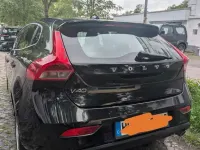 Gebraucht Volvo V40 150 PS (110 kW) 2012 Schwarz Kleinwagen