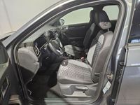 Gebraucht VW T-Roc R-line 150 PS (110 kW) 2024 Grau SUV