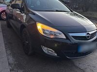Gebraucht Opel Astra 110 PS (80 kW) 2012 Schwarz Kombi