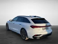 Gebraucht Audi A5 S-Line 367 PS (269 kW) 2025 Gletscherweiß metallic Kombi