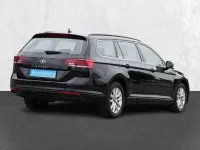 Gebraucht VW Passat Business 122 PS (89 kW) 2022 Deep black (metallic) Kombi