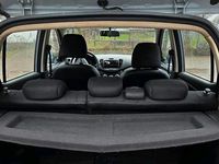 Gebraucht Hyundai i10 Edition 70 PS (51 kW) 2012 Andere farben Kleinwagen