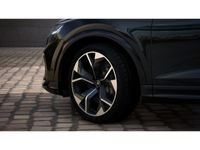 gebraucht Audi RS Q8 tiptronic Matrix V-Max 305 km/h SHZ Pano HUD RS-Sportabgas