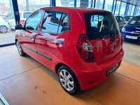 Gebraucht Hyundai i10 Classic 69 PS (50 kW) 2012 Rot Kleinwagen